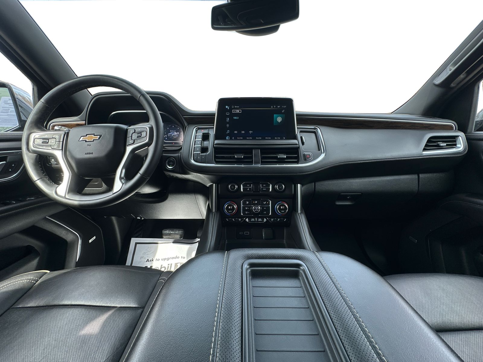 2024 Chevrolet Suburban Premier - Photo 14