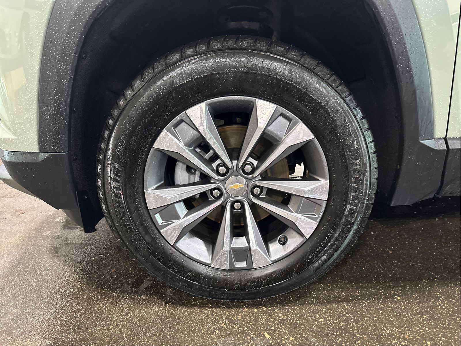2026 Chevrolet Equinox LT - Photo 24