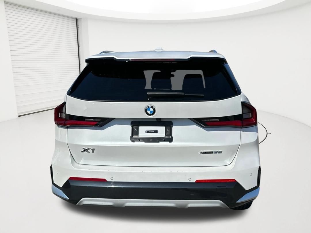 2025 BMW X1 28i - Photo 6