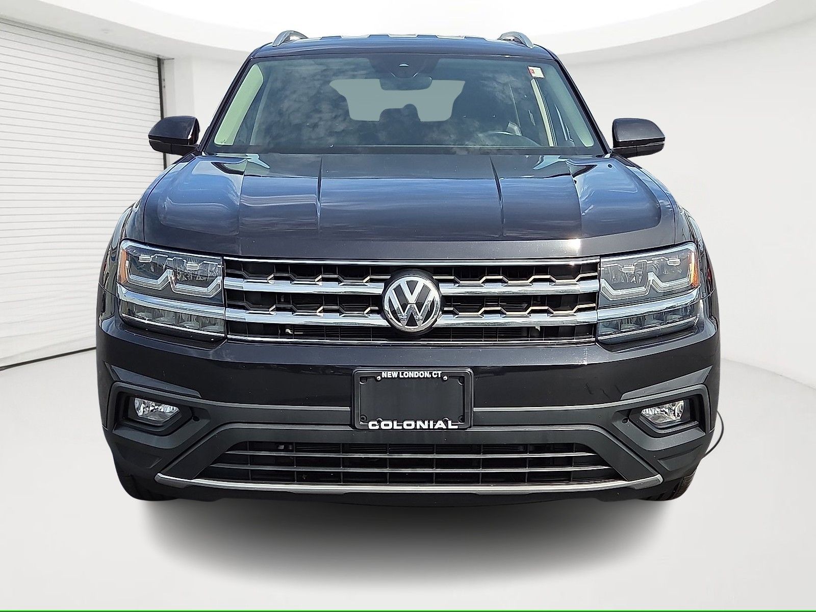 Used 2018 Volkswagen Atlas SE w/Tech with VIN 1V2LR2CAXJC552784 for sale in New London, CT