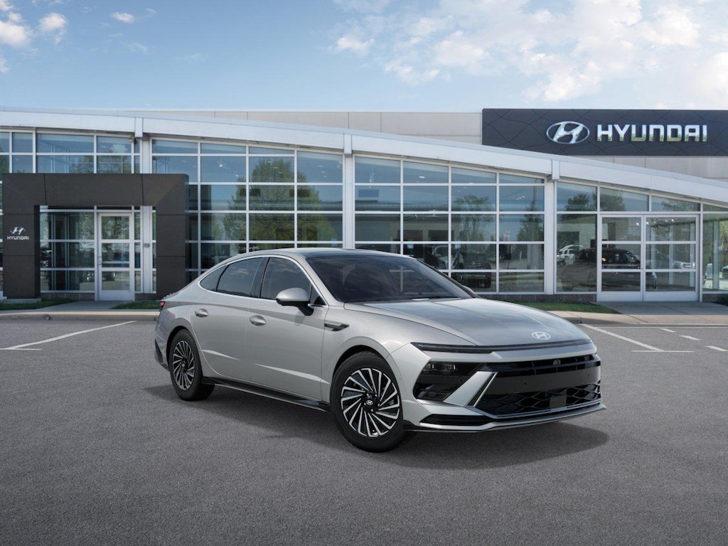 New 2025 Hyundai Sonata Hybrid Limited Sedan