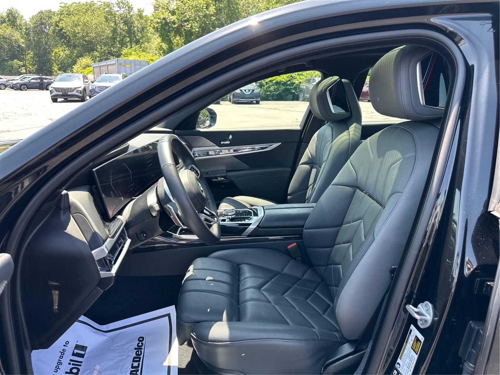 2026 BMW 7 Series 740i - Photo 9
