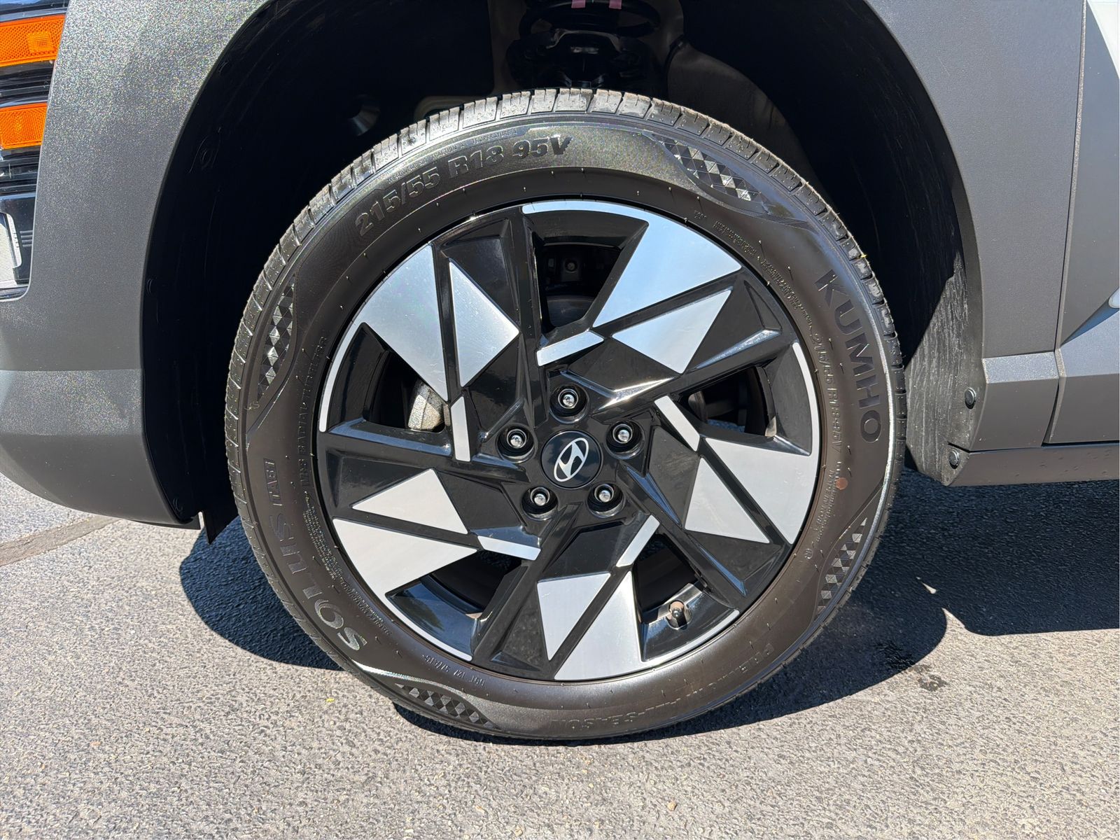 2025 Hyundai Kona SEL - Photo 24