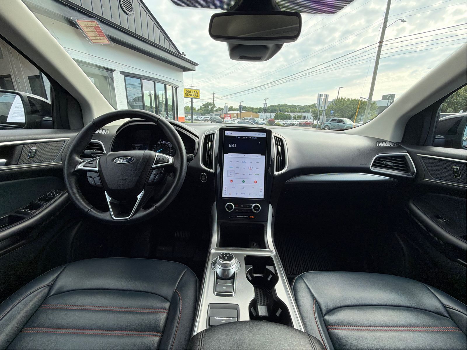 2023 Ford Edge SEL - Photo 26