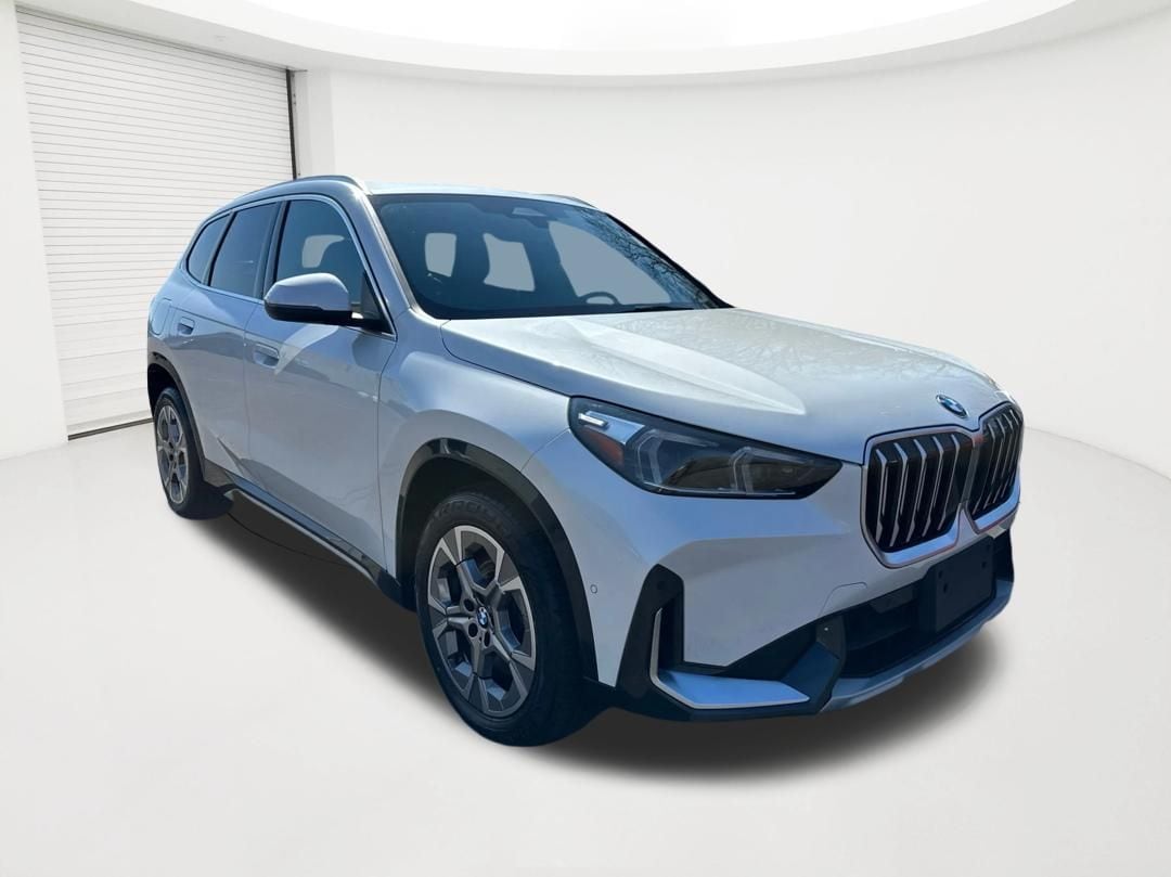 2025 BMW X1 28i - Photo 3
