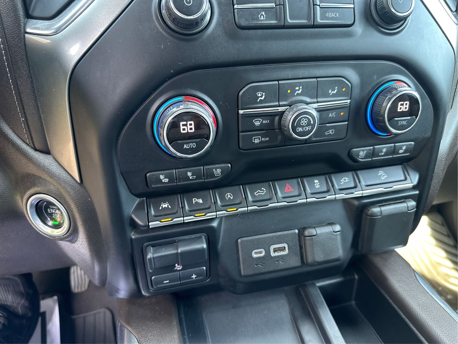 2021 Chevrolet Silverado 1500 LTZ - Photo 27