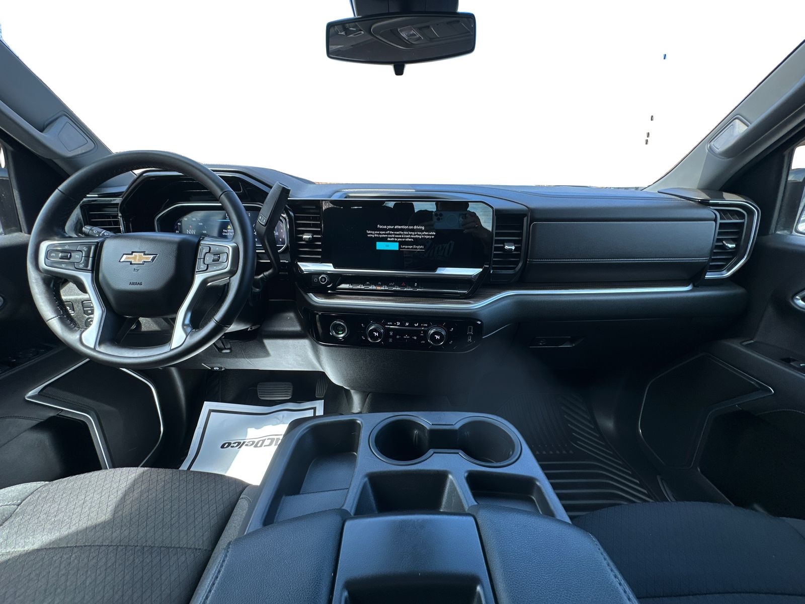 2022 Chevrolet Silverado 1500 LT - Photo 13