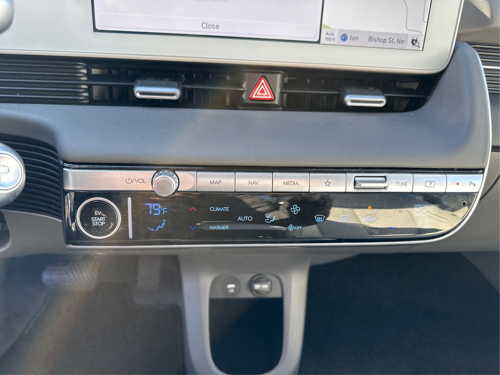 2024 Hyundai IONIQ 5 Limited - Photo 28