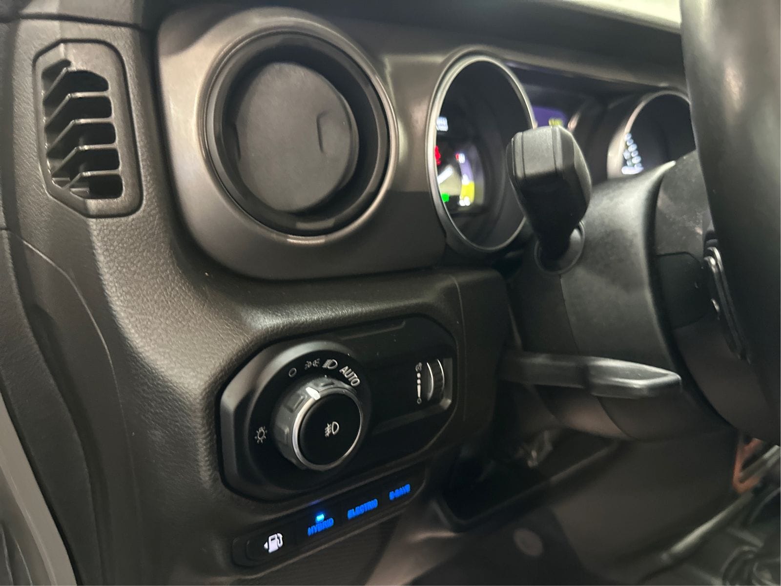 2023 Jeep Wrangler 4xe Willys 4XE - Photo 20