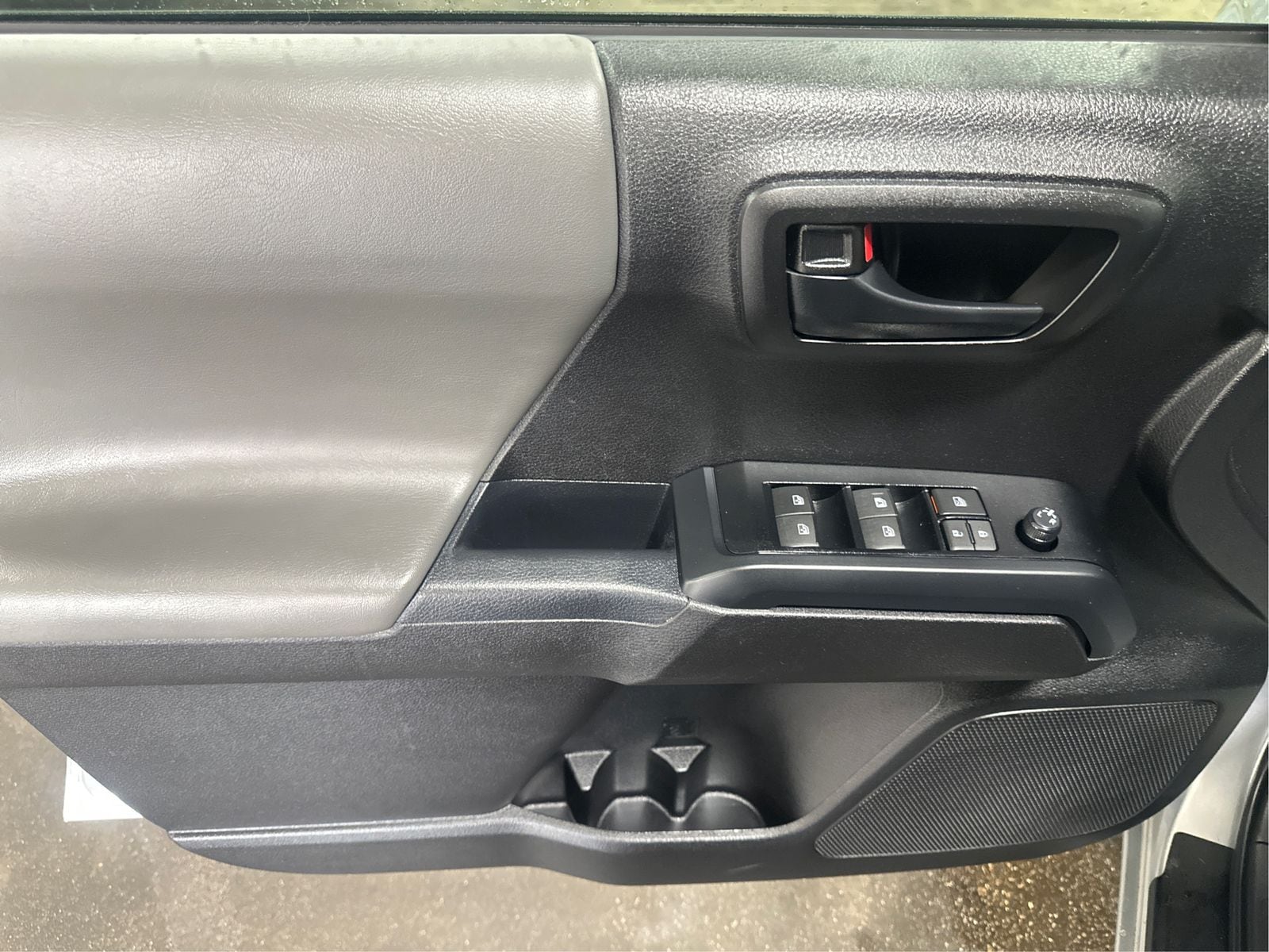 2023 Toyota Tacoma SR - Photo 20