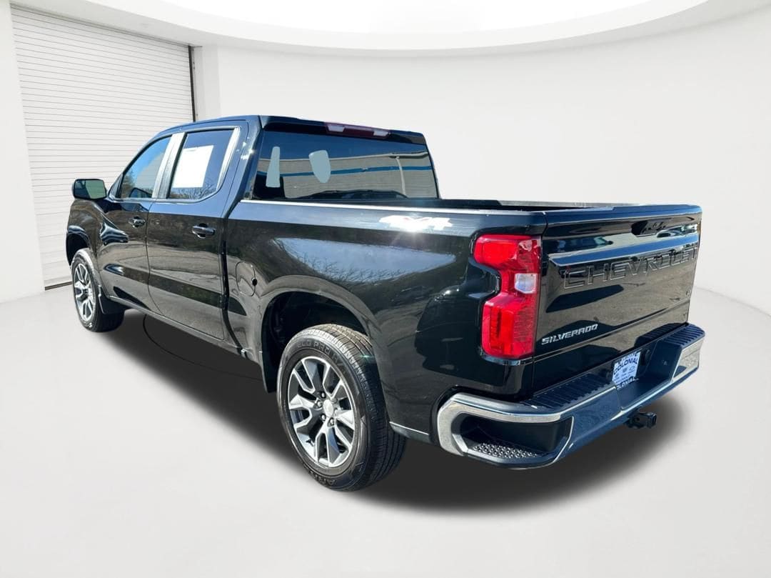 2023 Chevrolet Silverado 1500 LT - Photo 7