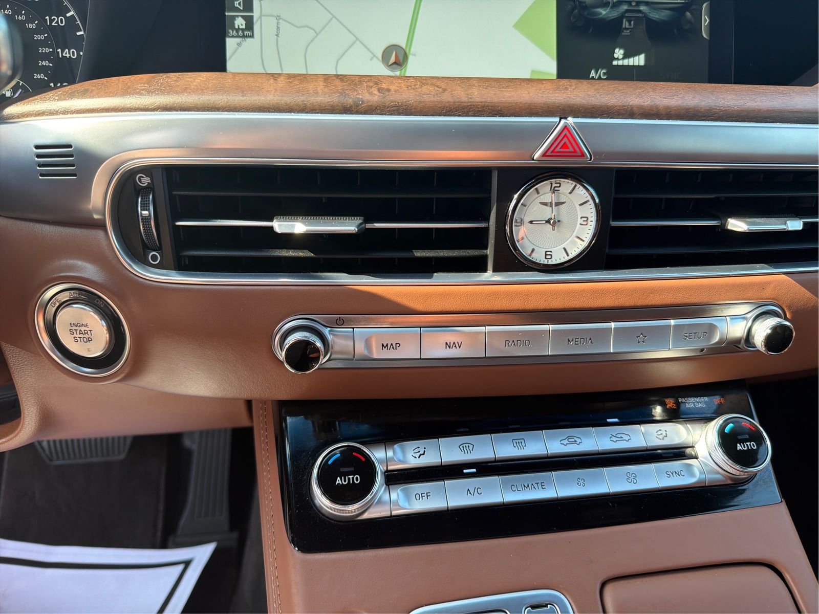 2022 GENESIS G90 Premium - Photo 28
