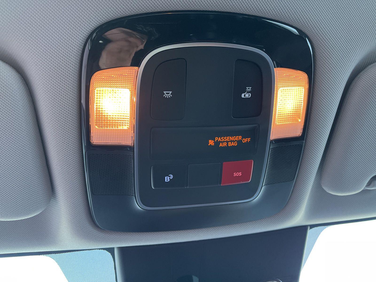 2025 Hyundai Sonata SE - Photo 34