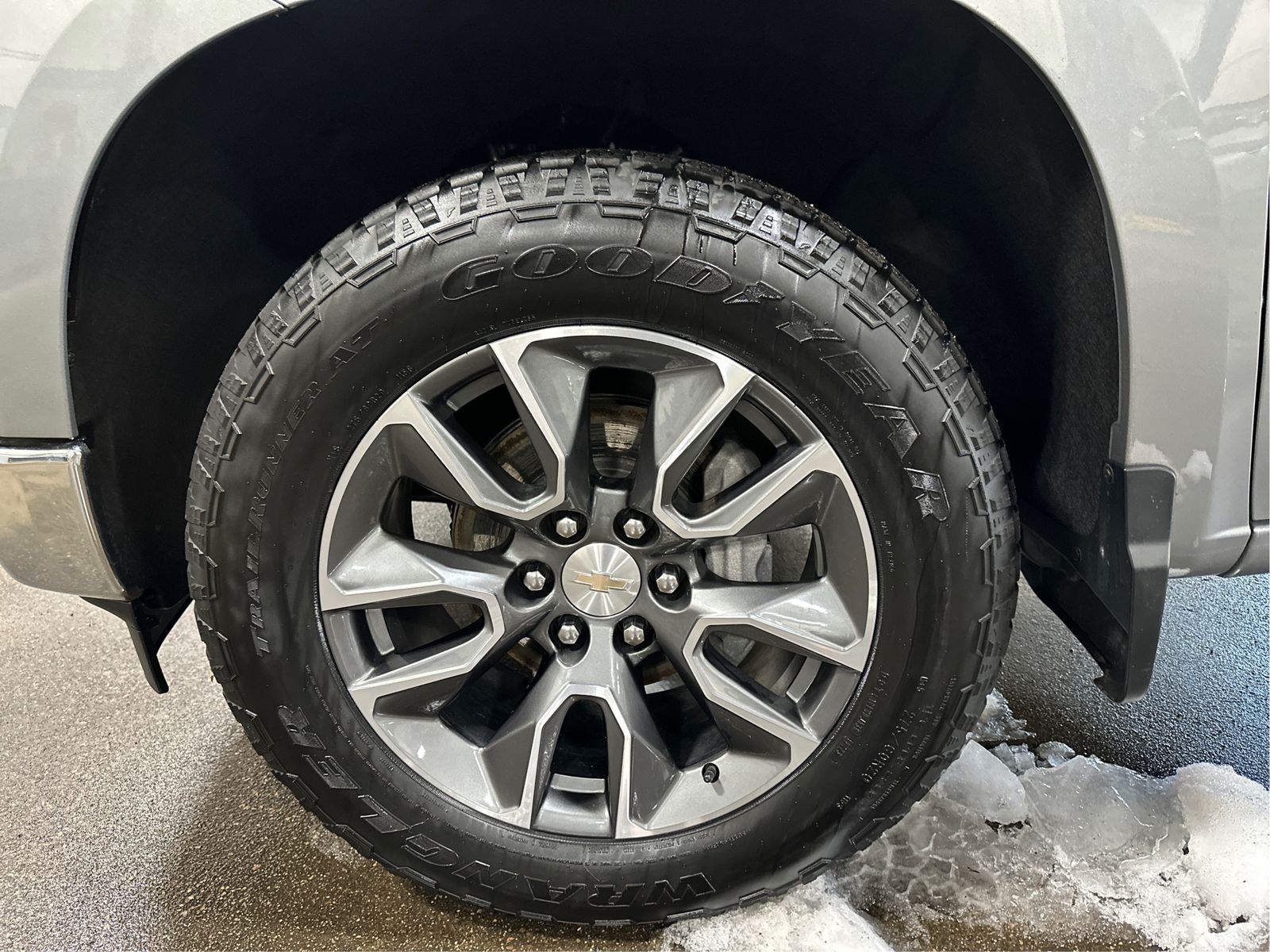 2024 Chevrolet Silverado 1500 LT - Photo 24