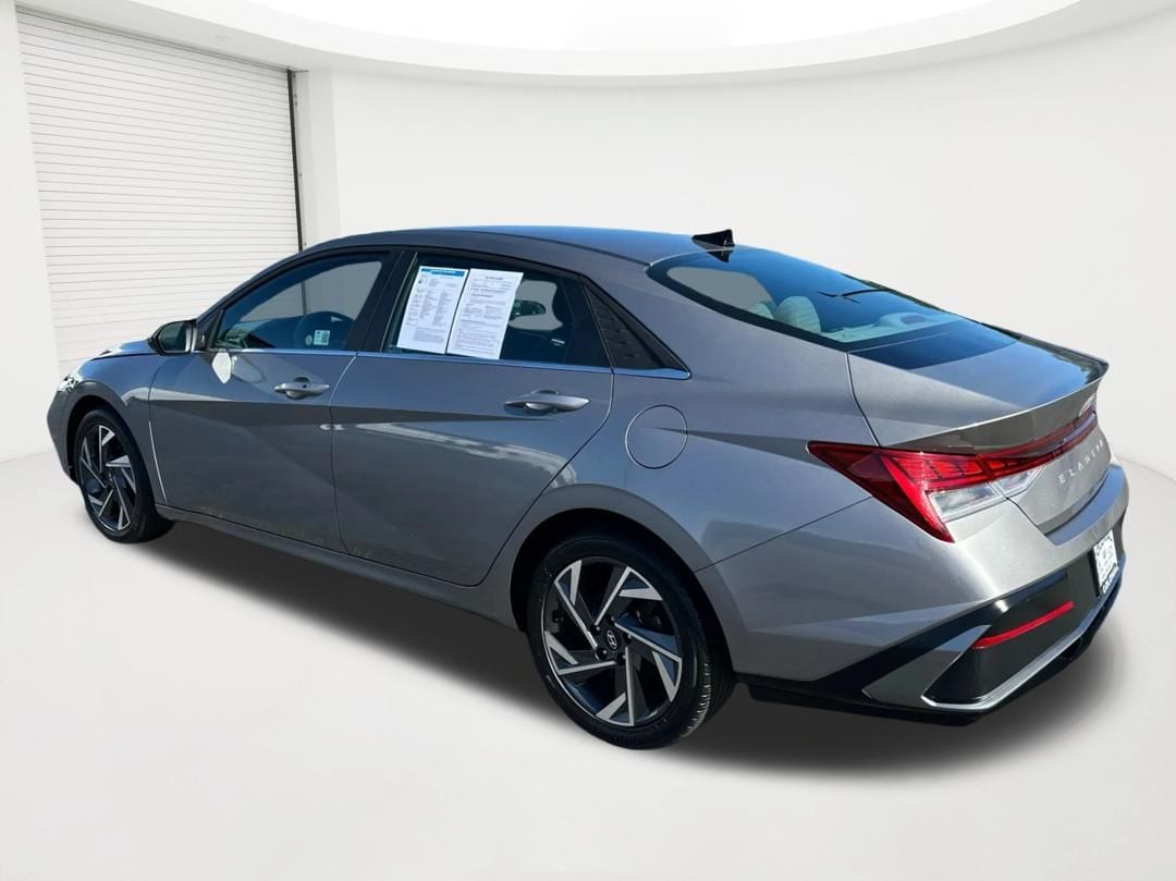 2024 Hyundai Elantra SEL - Photo 7