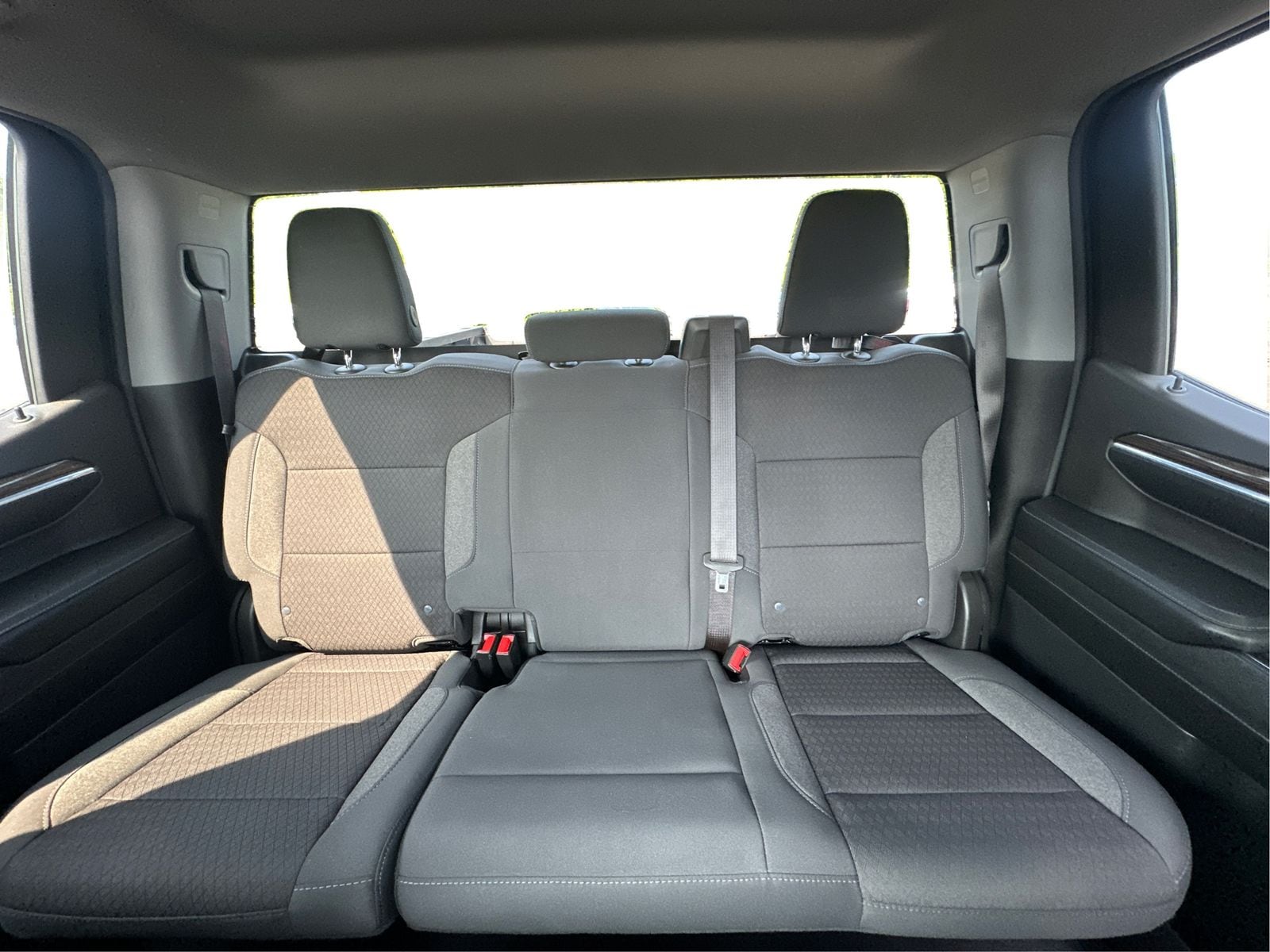 2024 Chevrolet Silverado 1500 LT - Photo 14