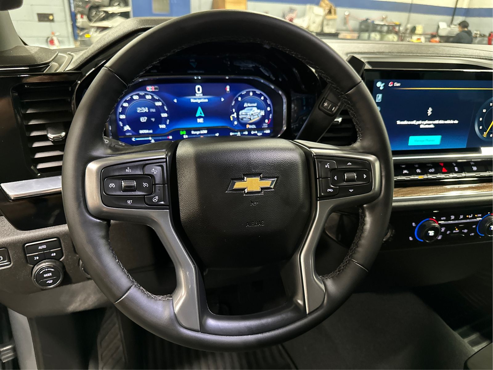 2024 Chevrolet Silverado 1500 LT - Photo 18