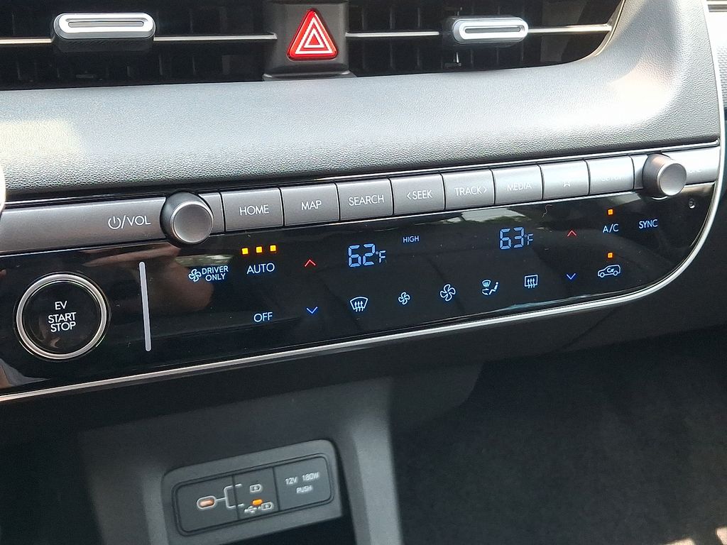 2025 Hyundai IONIQ 5 SEL - Photo 8