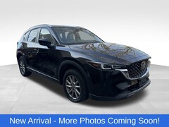 New 2022 Mazda CX-5 2.5 S Preferred Package SUV Downingtown