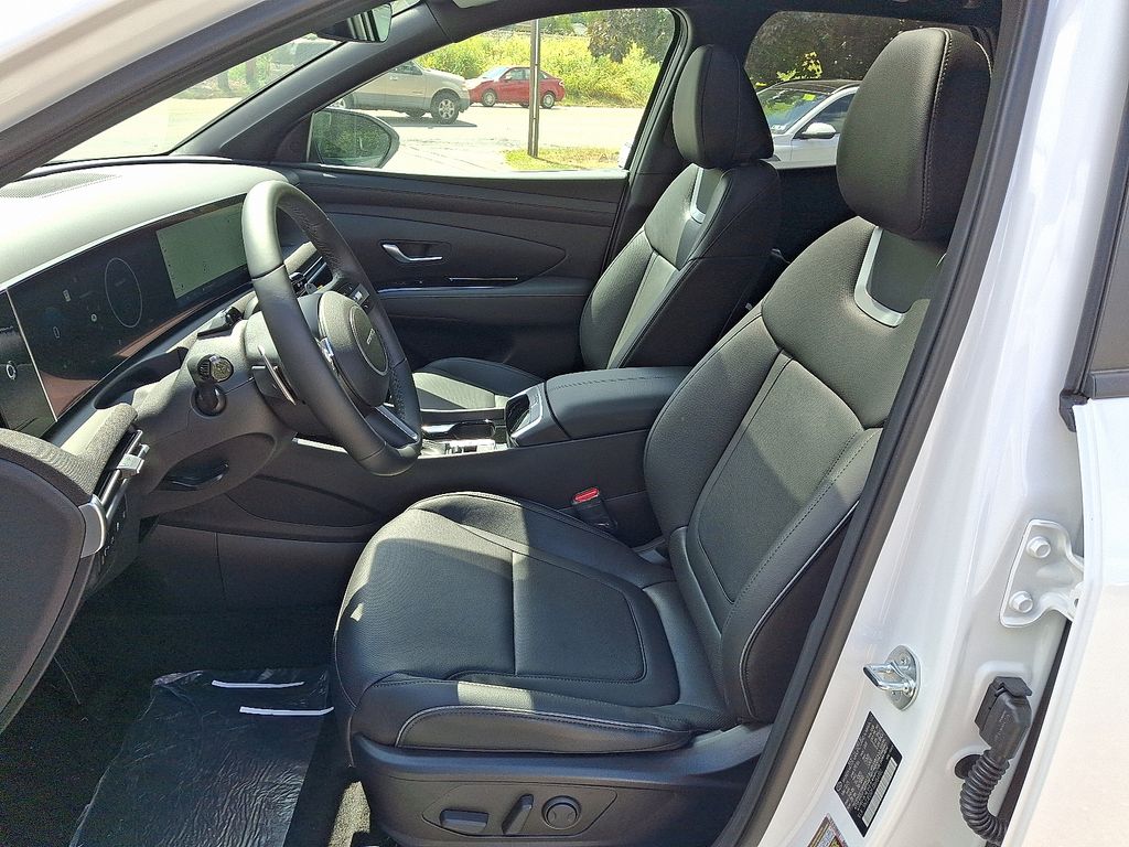 2025 Hyundai Santa Cruz Limited - Photo 6