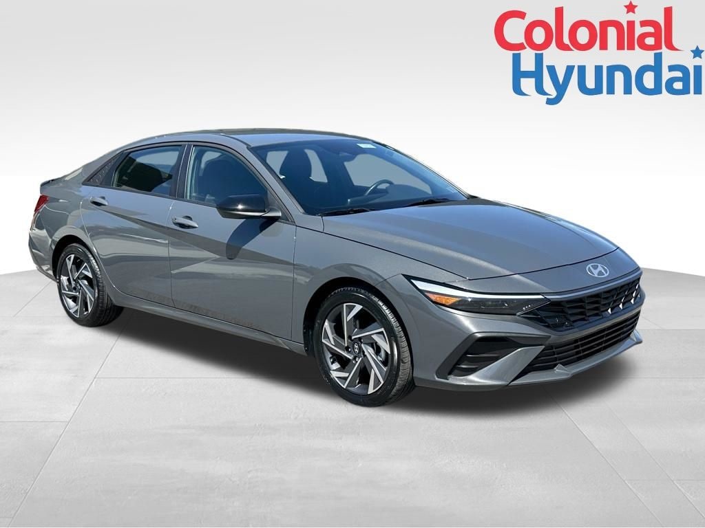 Certified 2025 Hyundai Elantra SEL Sport Sedan