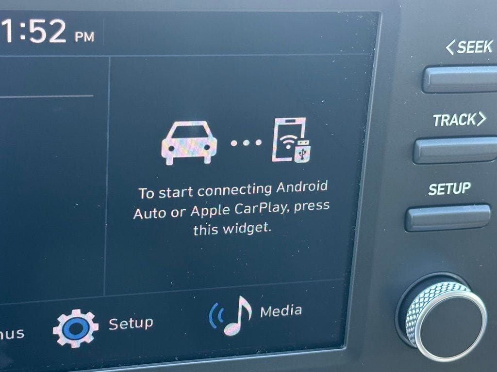 2025 Hyundai Elantra SE - Photo 21