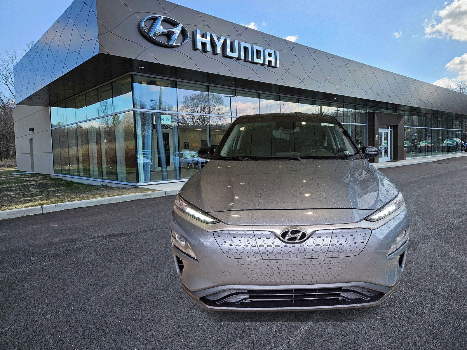 Used 2019 Hyundai Kona EV SEL with VIN KM8K23AG6KU030448 for sale in Downingtown, PA