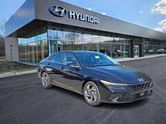2025 Hyundai Elantra SEL Convenience Sedan