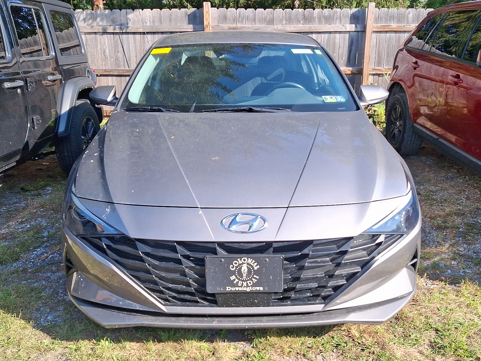 2023 Hyundai Elantra SEL photo 2