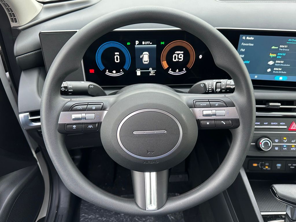 2025 Hyundai Tucson SE - Photo 15