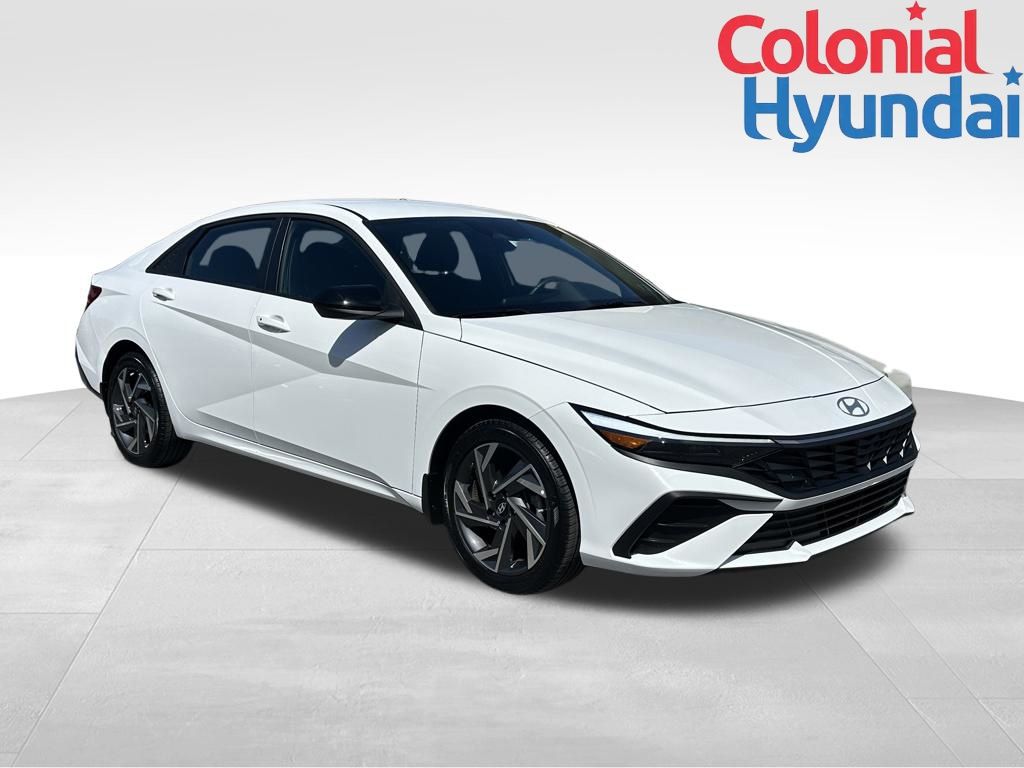 2025 Hyundai Elantra Sedan 