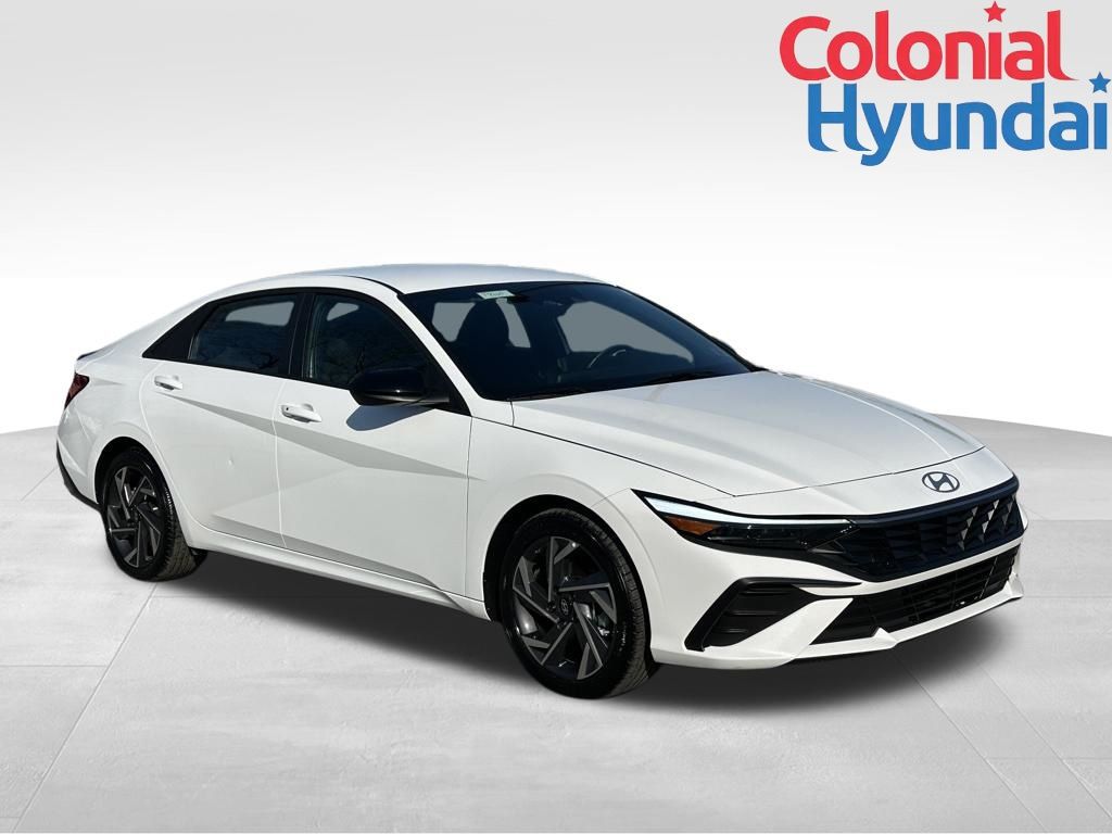 2025 Hyundai Elantra Sedan 