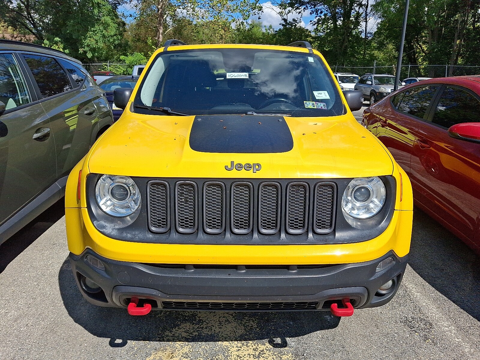 2017 Jeep Renegade Trailhawk photo 2