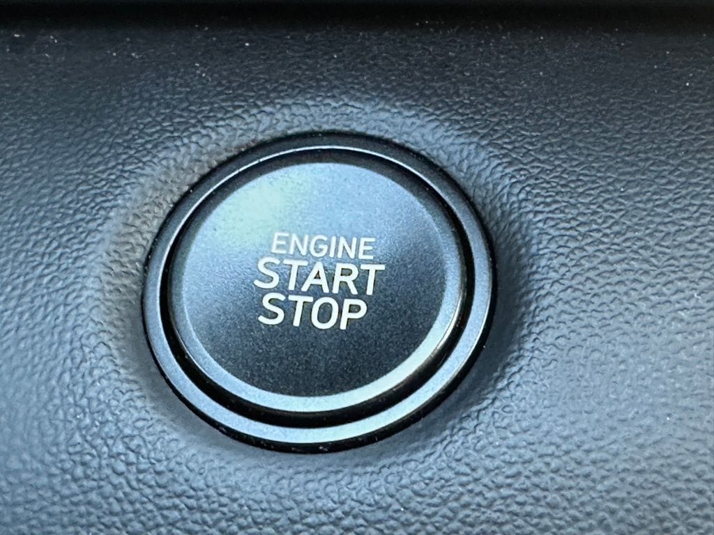 2025 Hyundai Elantra SEL - Photo 17