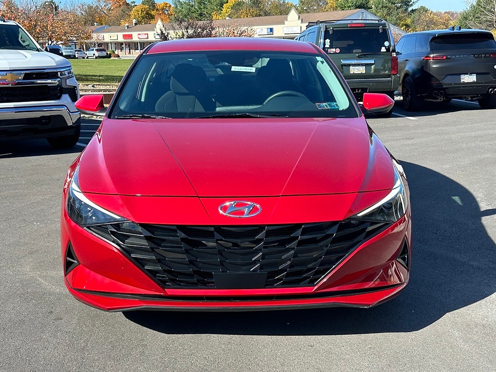 2023 Hyundai Elantra SEL photo 2