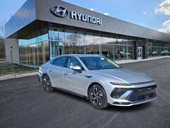 New 2024 Hyundai Sonata SEL Sedan Downingtown