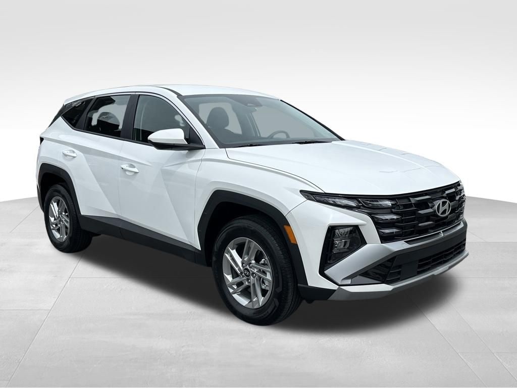Certified 2025 Hyundai Tucson SE SUV