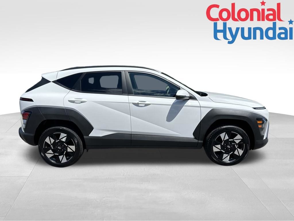 2025 Hyundai Kona SEL - Photo 8