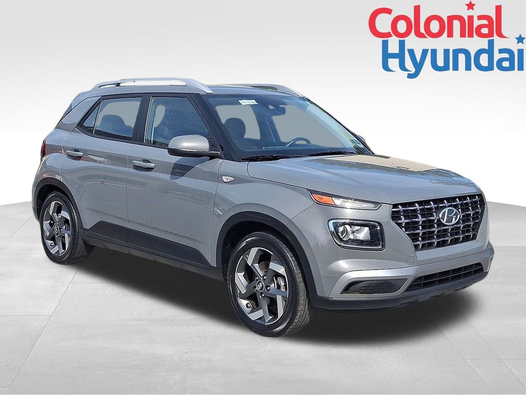 2022 Hyundai Venue SEL