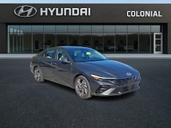 2025 Hyundai Elantra Limited Sedan