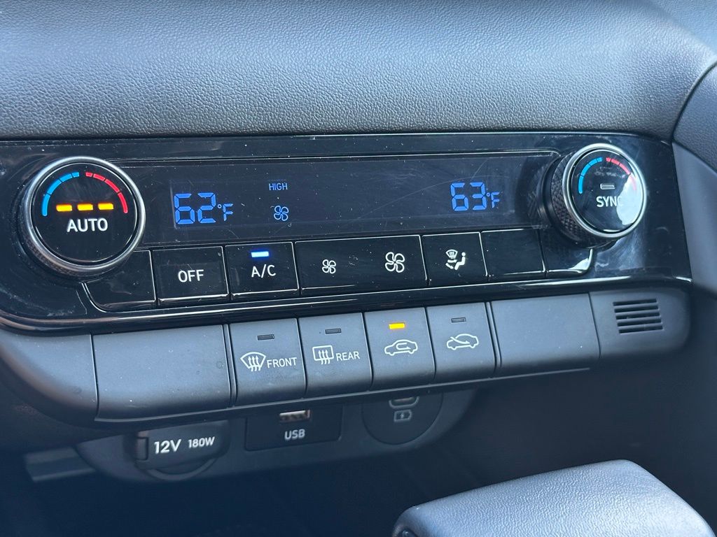 2025 Hyundai Elantra SEL - Photo 19