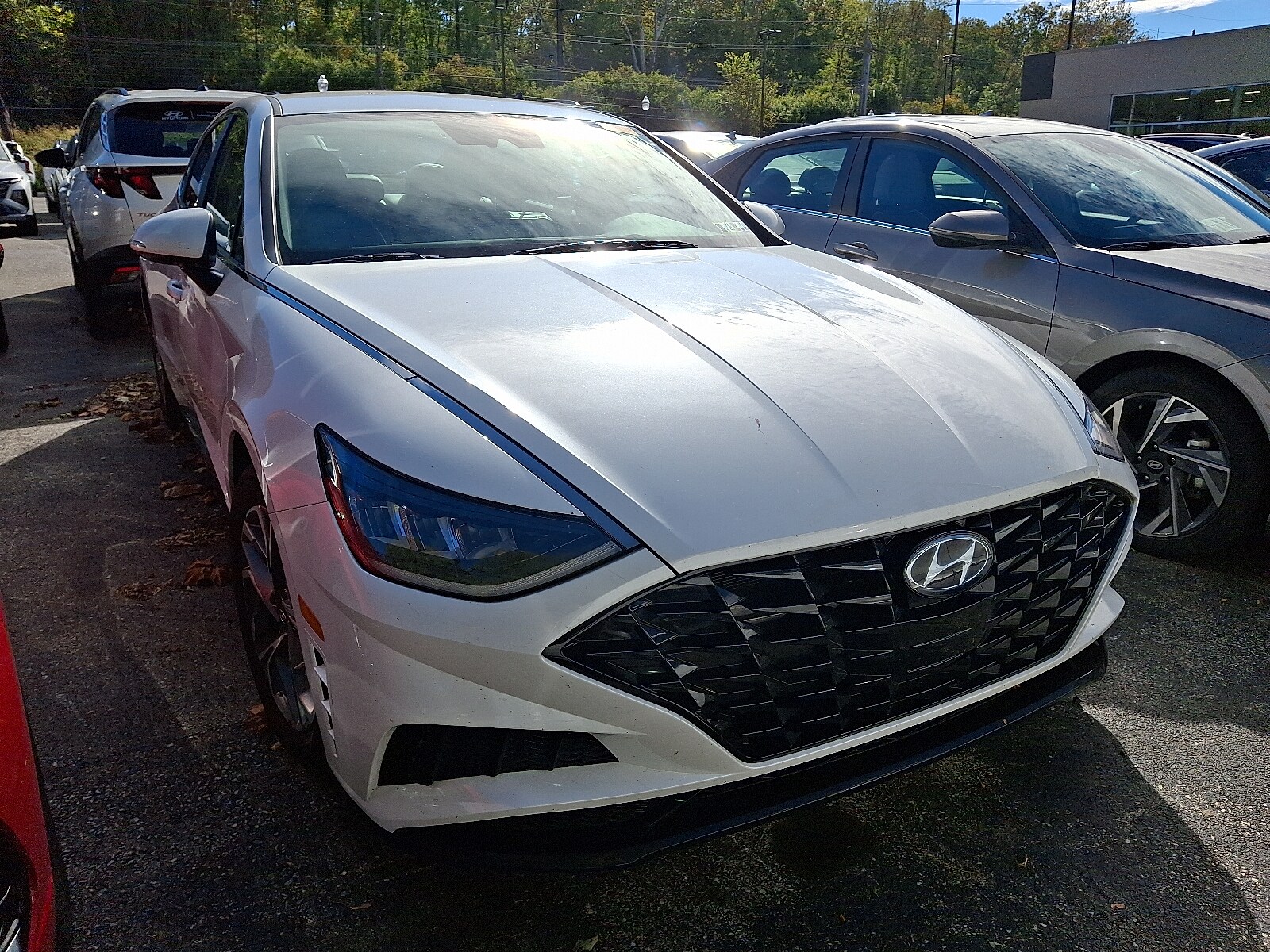 2022 Hyundai Sonata SEL photo 2