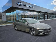 2025 Hyundai Elantra Hybrid Limited Sedan