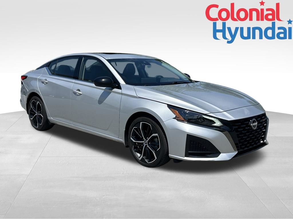 2024 Nissan Altima 2.5 SR AWD's photo