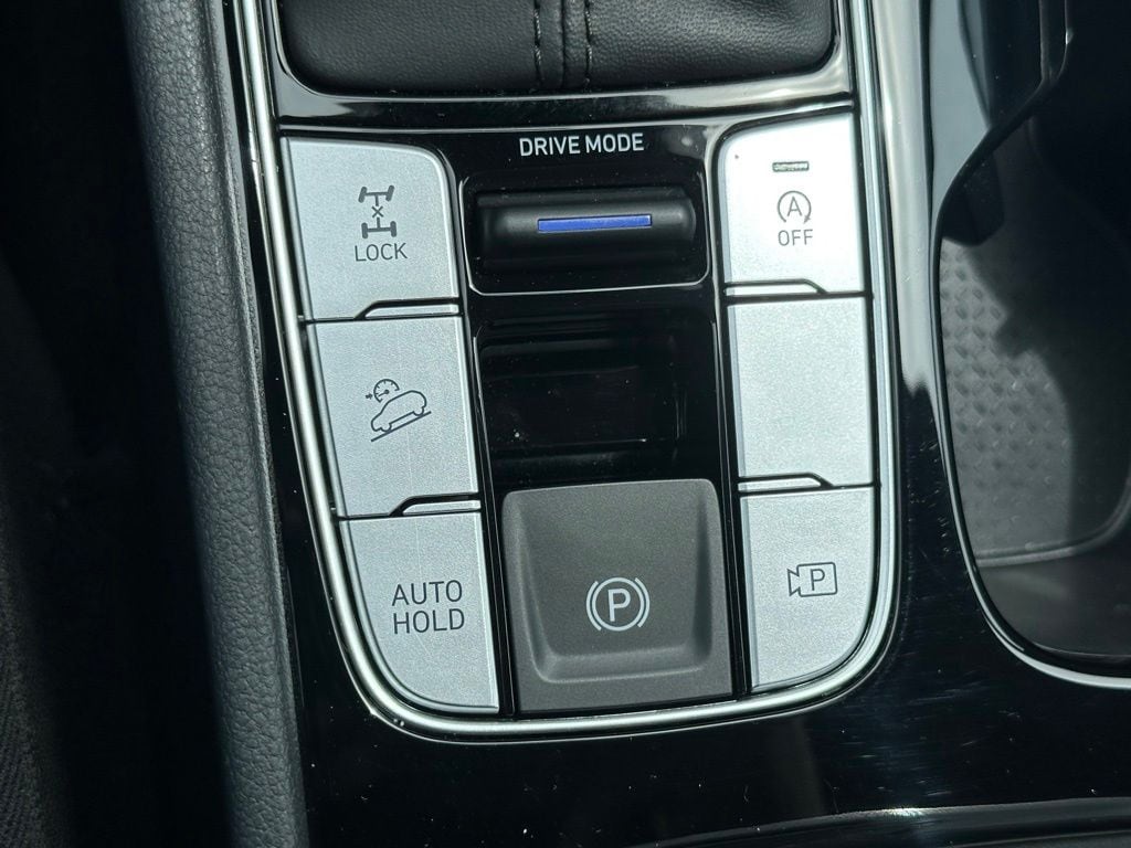 2025 Hyundai Tucson SE - Photo 20