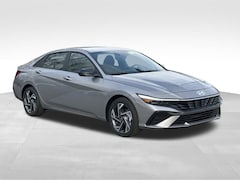 2025 Hyundai Elantra SEL Sport Sedan