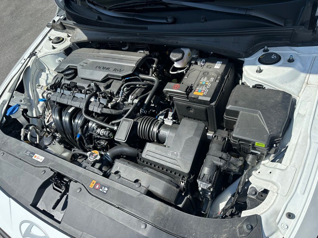 2025 Hyundai Elantra SEL - Photo 22