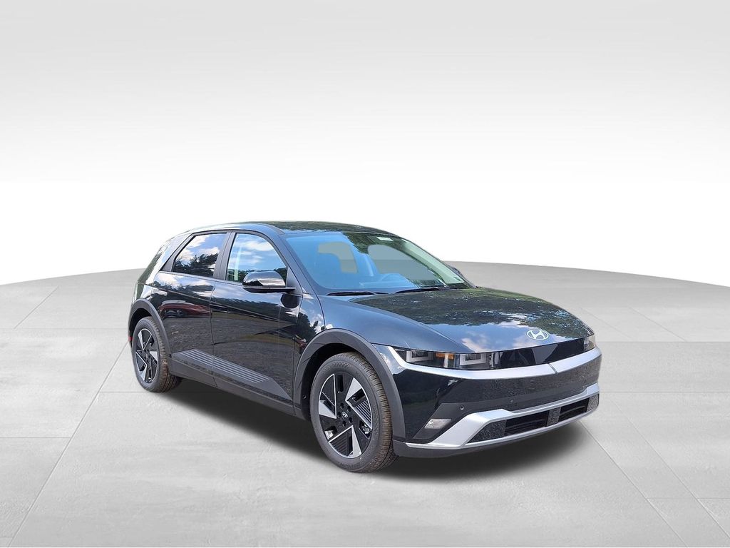 2025 Hyundai IONIQ 5 SE's photo