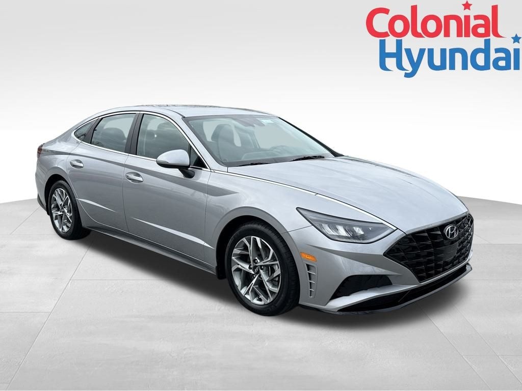 Used 2023 Hyundai Sonata SEL Sedan