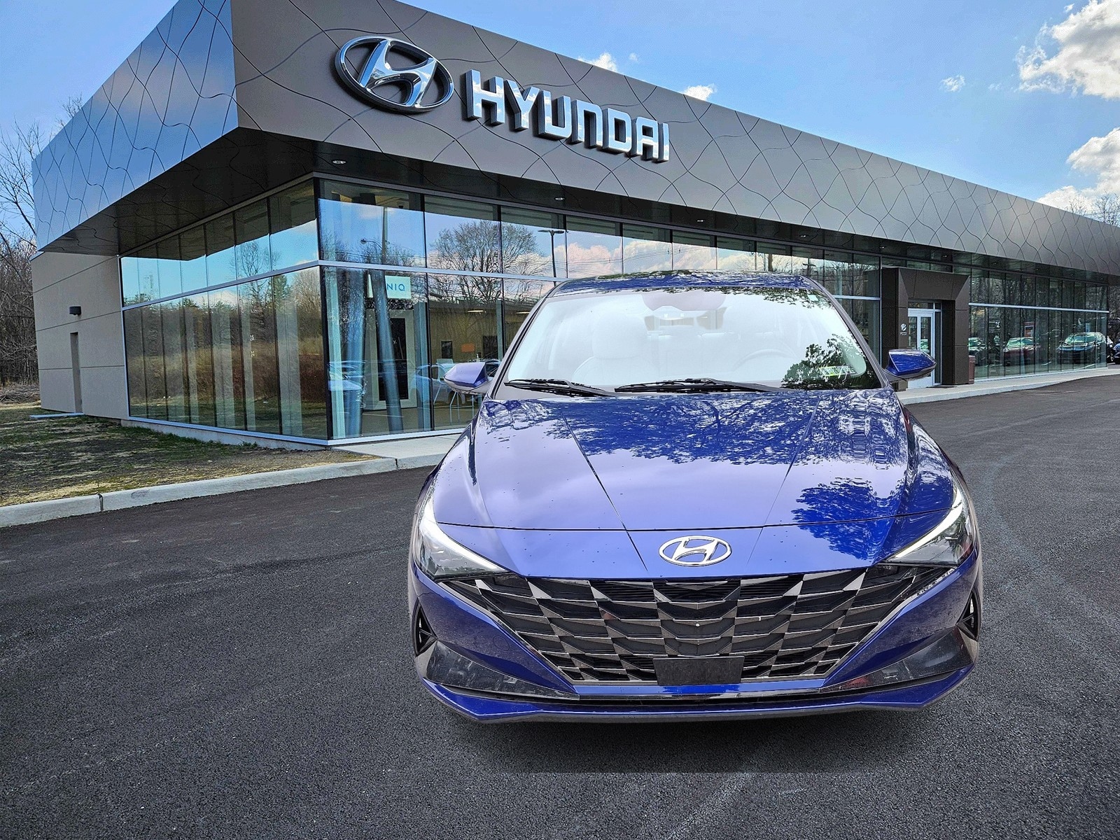 Used 2022 Hyundai Elantra Limited with VIN KMHLP4AG6NU331138 for sale in Downingtown, PA